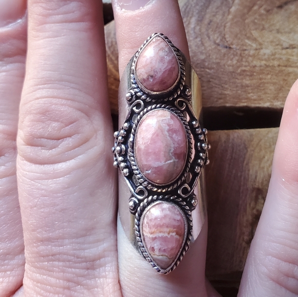 New Rhodochrosite 925 Silver Statement Ring. - Picture 10 of 16